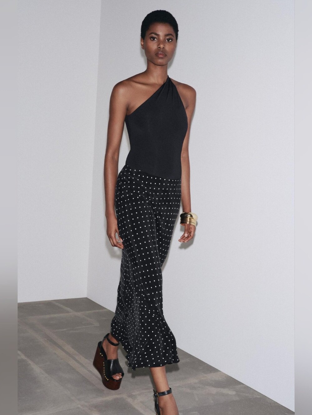 Zara Polka Dot Maxi Skirt Size Small
